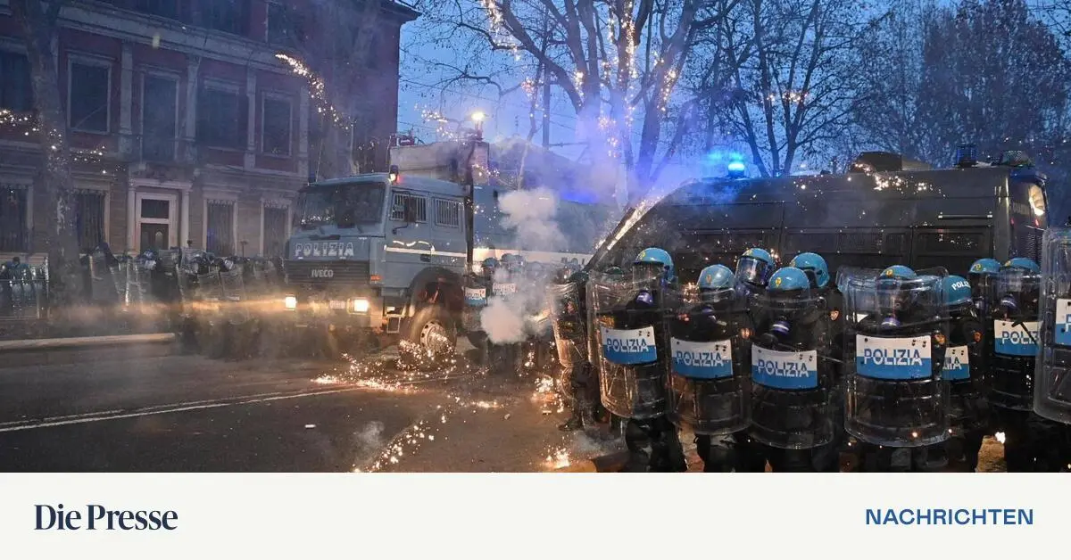 31-Polizisten-bei-Ausschreitungen-bei-Demonstration-in-Turin-verletzt