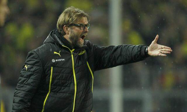 Borussia Dortmund's coach Klopp reacts during the German first division Bundesliga soccer match against Stuttgart in Dortmund