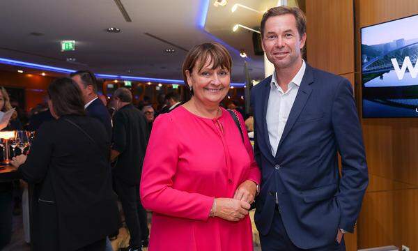 BKS-Vorstandsvorsitzende Herta Stockbauer und Commerzbank Country CEO Austria Martin Butollo.