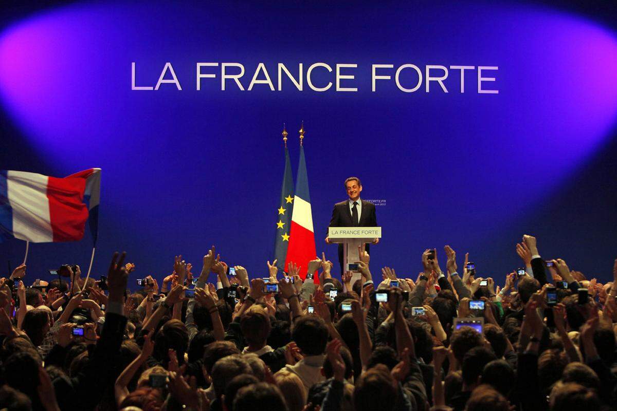 Diese Ängste müssten nun auch ohne Heuchelei debattiert werden, erklärt der amtierende Präsident. "Die Franzosen haben das Recht auf Wahrheit und Klarheit."