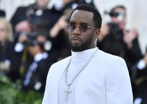 Ermittlungen wegen Sexhandels: Razzien bei Rapper Combs aka Puff Daddy ...