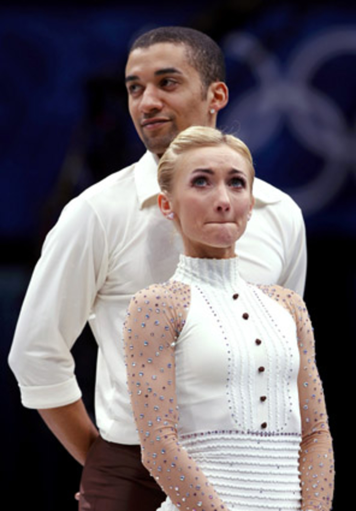 Aljona Savchenko konnte bei der Siegerehrung die Tränen nicht zurückhalten.