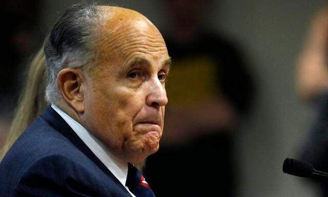 Gegen den früheren Anwalt von Ex-Präsident Donald Trump, Rudy Giuliani, wird ermittelt.
