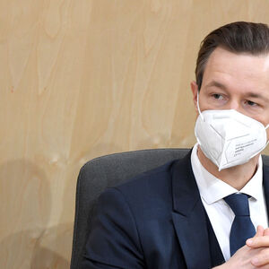 Die Volkspartei sieht die Unschuld des Finanzministers schon bewiesen