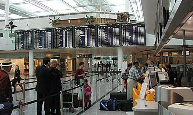 Archivbild: Terminal II im Flughafen München