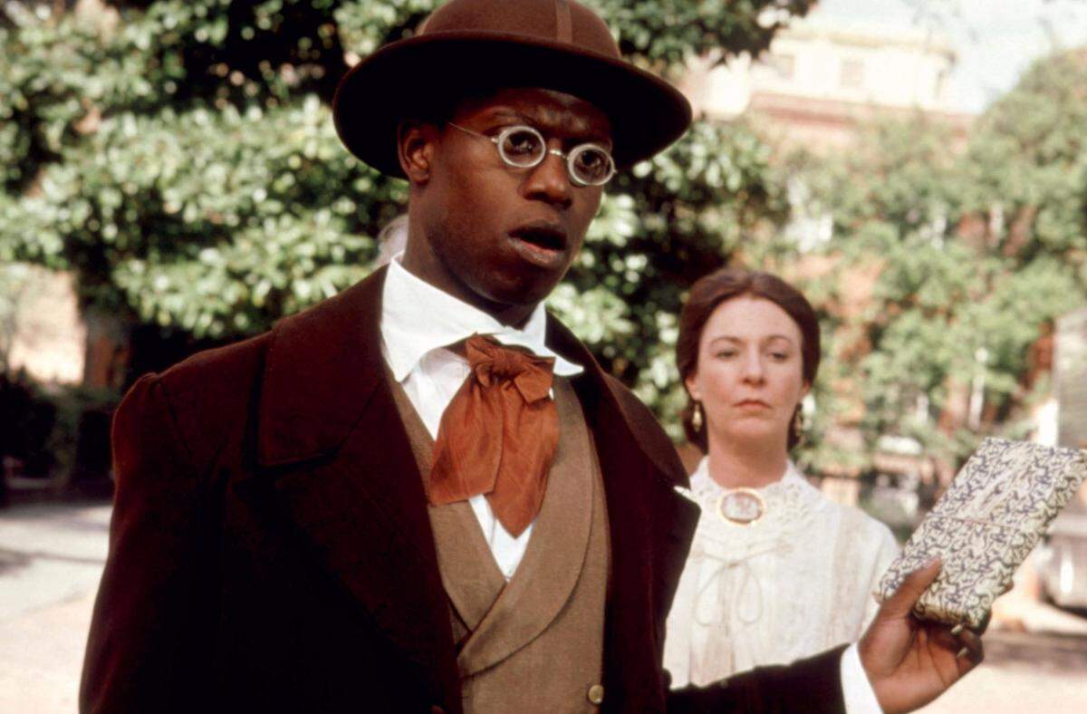 Andre Braugher in GLORY, 1989.