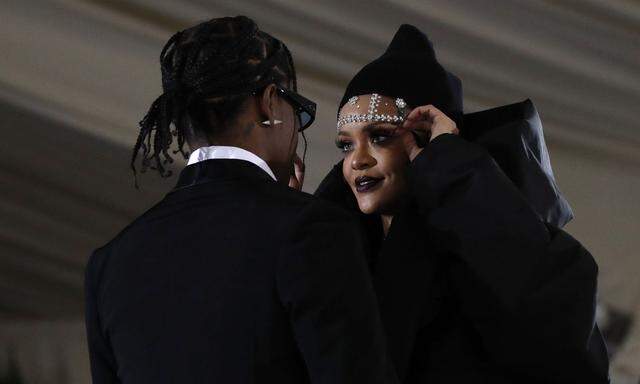 Rihanna und A$AP Rocky auf der Met Gala vergangenen Dezember. 