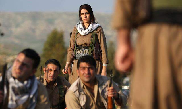 Peshmerga der iranischen Kurden nahe der Stadt Koya, einem ihrer Rückzugsorte in der nordirakischen Kurdenregion.