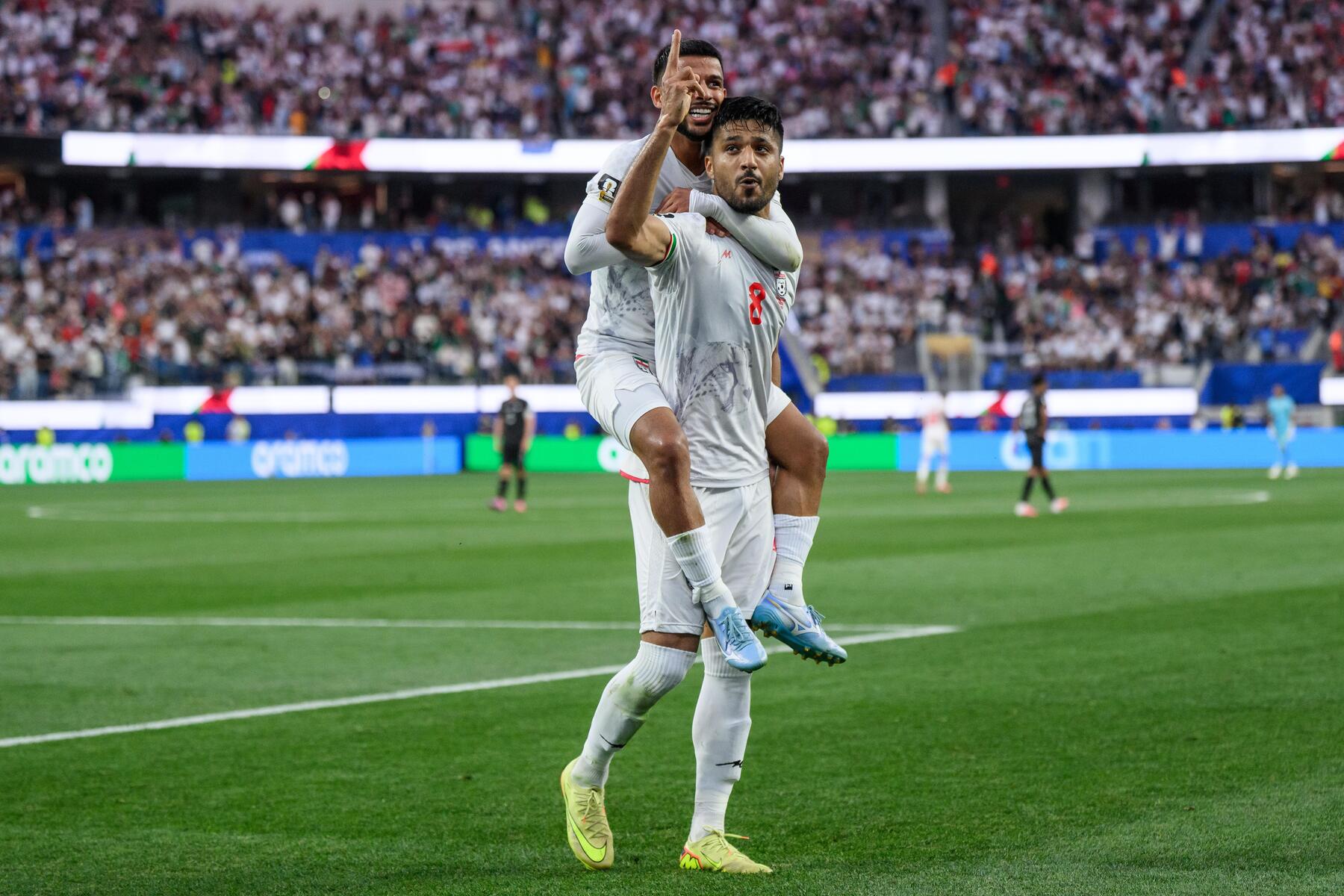 Iran's World Cup debut ends in 2-2 draw with New Zealand amid protests