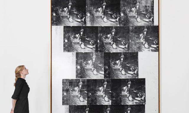 Das monumentale Warhol-Werk „White Disaster“ soll 80 Millionen Dollar bringen. 