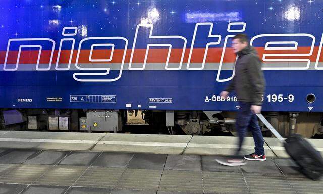 Premierenfahrt eines ÖBB-Nightjet von Wien nach Brüssel 