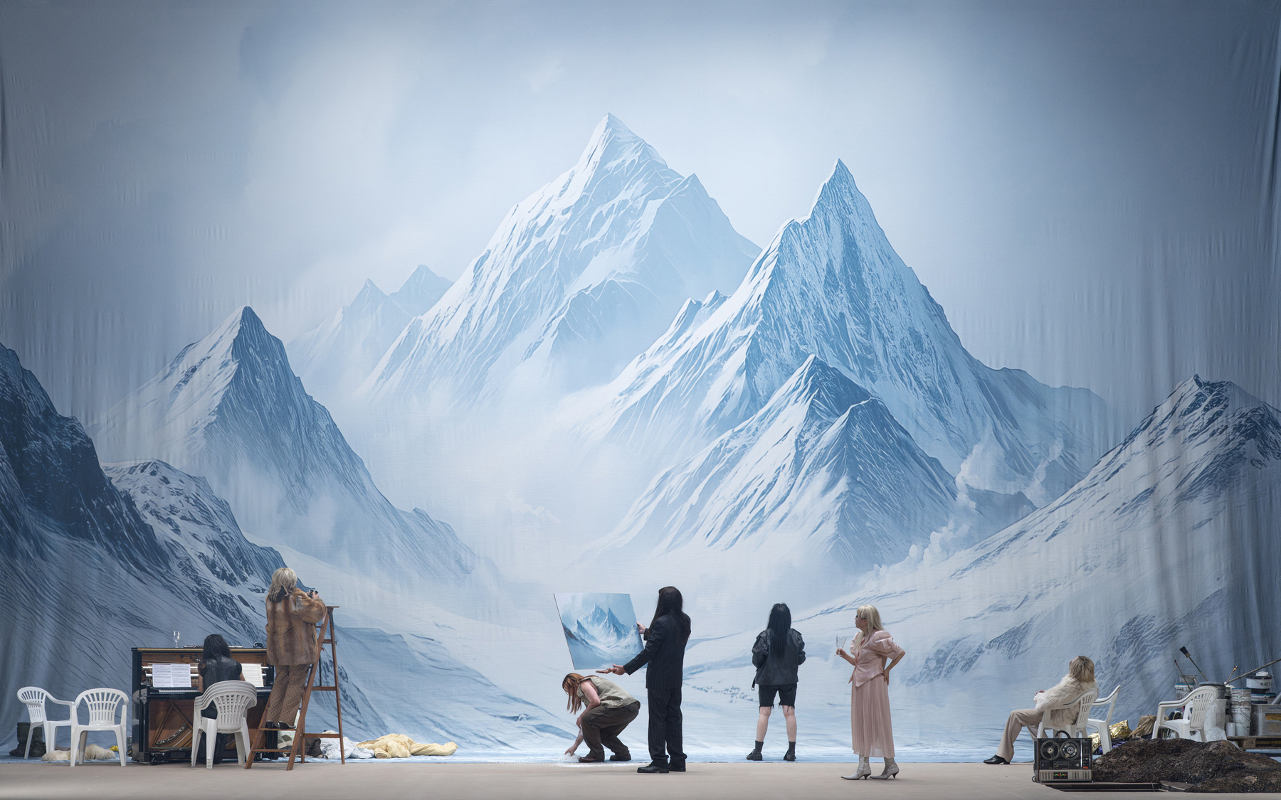 Ach, wie nichtig! „Vampire’s Mountain“ bei den Festwochen [premium]