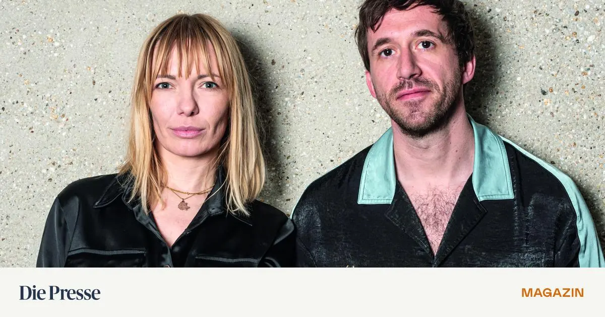 -Was-macht-ein-autokratisches-Regime-mit-Beziehungen-premium-