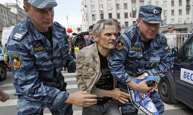 Moskau Polizei Massenprotest Grosseinsatz
