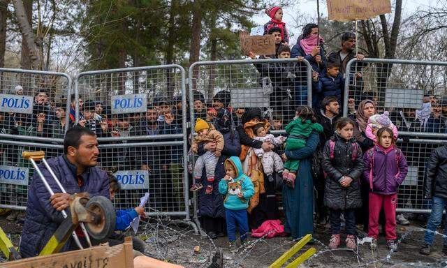 Die Zahlen der Migranten sanken gegenüber den vergangenen Tagen deutlich.