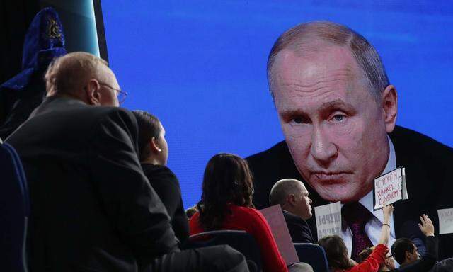 Putins vierte Amtszeit läuft: Kreml-Kreise debattieren schon heute, was an ihrem Ende geschehen soll.
