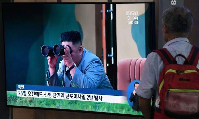 Breaking News in Seoul. In Südkorea ist man über den Raketentest des Diktators Kim Jong-un entsetzt.