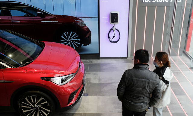 Heuer geht der ID.4, der zweite rein als E-Auto gebaute PKW von VW nach dem ID.3., in den Verkauf.