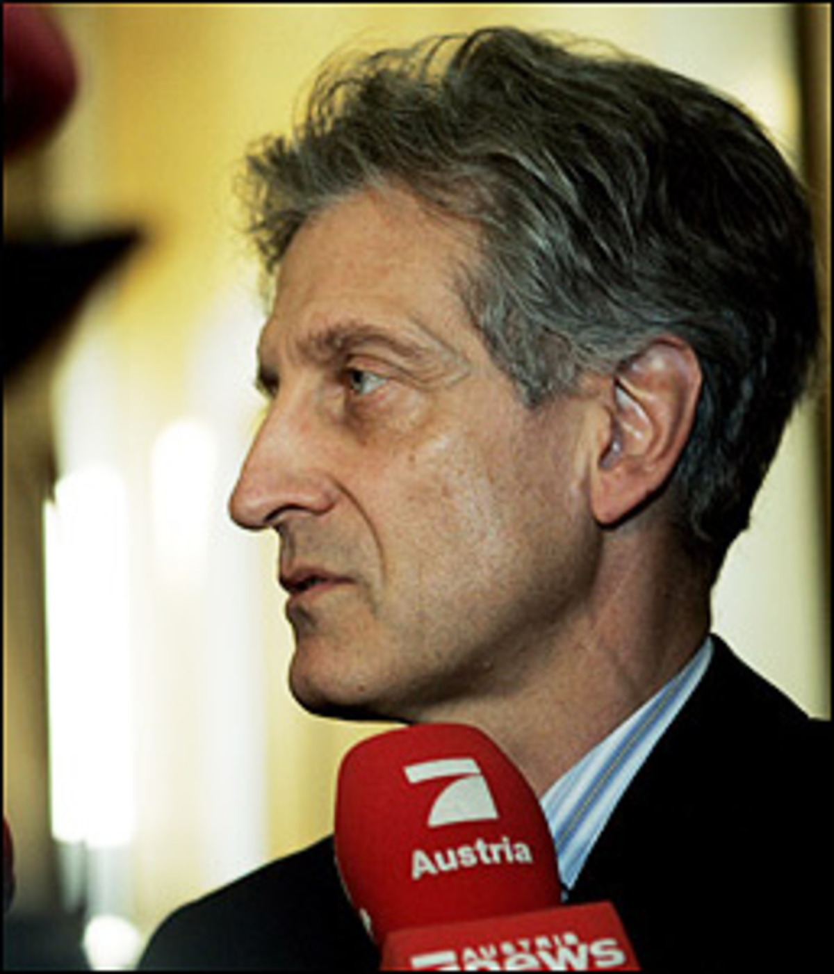 "Von der SPÖ ist entgegen anders lautenden Behauptungen in Wirklichkeit alles getan worden, dass es zu keiner großen Koalition kommt." ÖVP-Generalsekretär Reinhold Lopatka bezeichnet das neuerliche "Ultimatum" der SPÖ als "Gift für ernst gemeinte Gespräche".