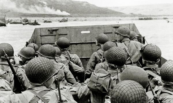 Die etablierten Imperien schlagen zurück. Bild: Landung in der Normandie 1944.