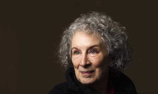 Lebenslang im Bann von Shakespeares „Sturm“: Die Kanadierin Margaret Atwood hat in ihrem Roman „Hexensaat“ (im Original: „Hag-Seed“, 2017) aus Prospero den Theaterdirektor Felix gemacht.