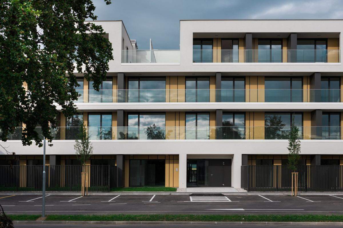 Gewinner der Kategorie "Mehrfamilienhaus: Murgle Apartments in Laibach (Slowenien). (Architektur: LAB Arhitekti d.o.o. )