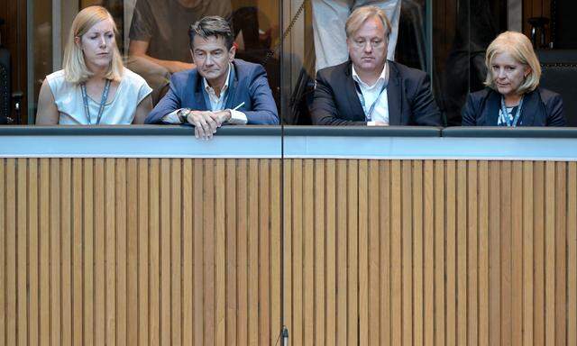 ORF-Granden lauschten diese Woche Parlamentariern, die über das neue ORF-Gesetz redeten (von links:) Eva Schindlauer, Roland Weißmann, Harald Kräuter und Ingrid Thurnher. 
