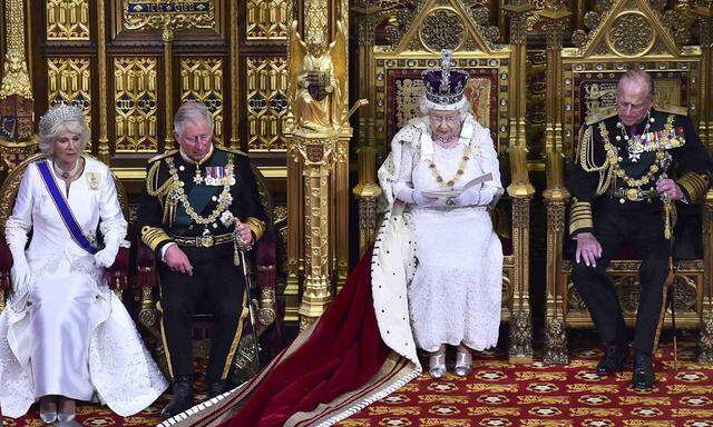 Britain´s Queen Elizabeth delivers the Queen´s Speech next to Prince Phillip during the State Opening of Parliament in the Palace of Westminster in London