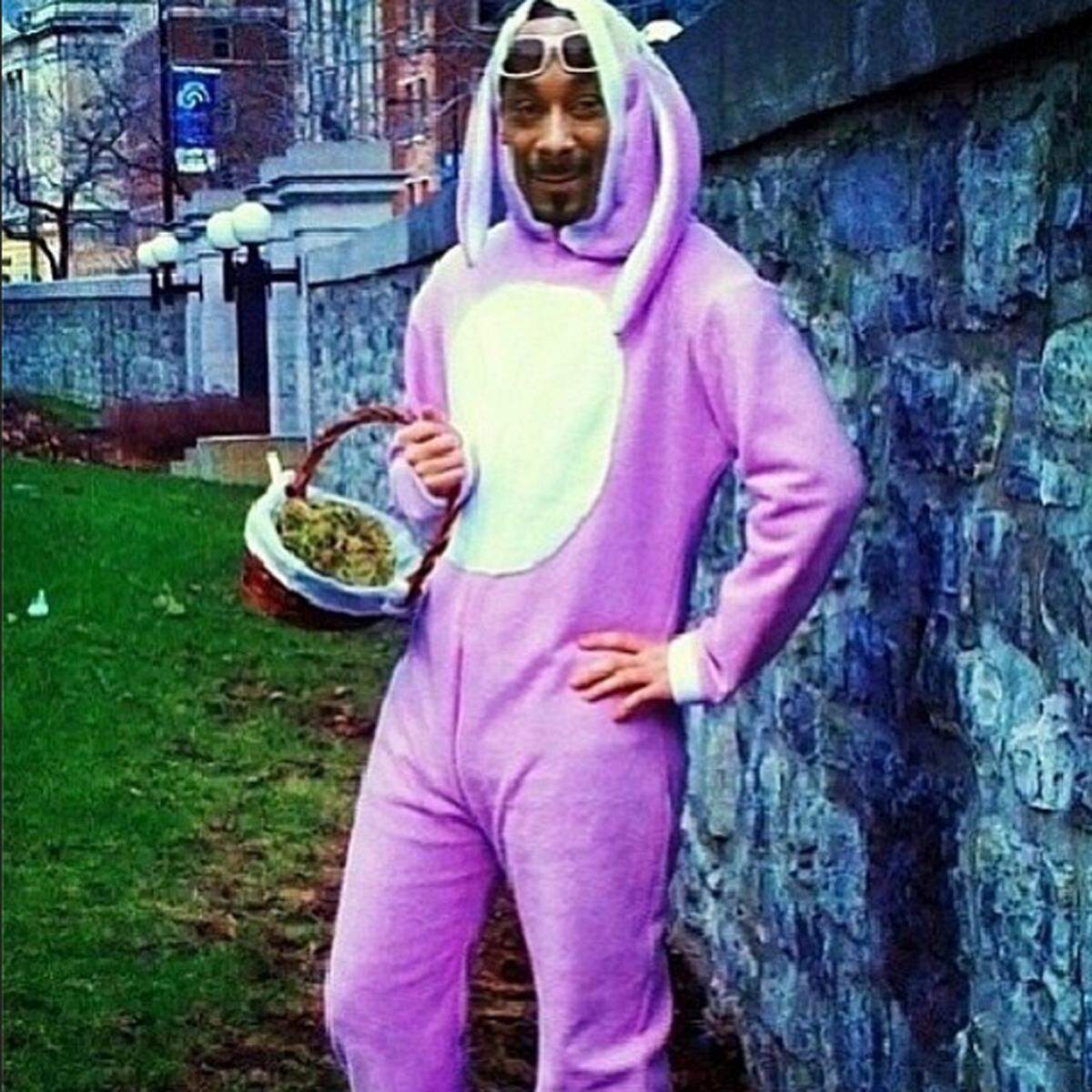 Rapper Snoop Dogg  verkleidete sich als Osterhäschen.