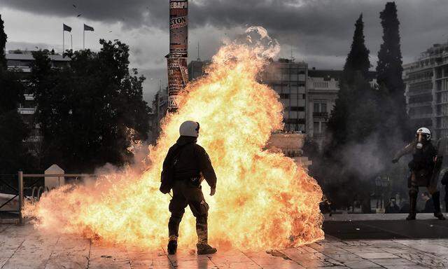 Krawalle im Zentrum Athens: Die Polizei war im Großeinsatz.