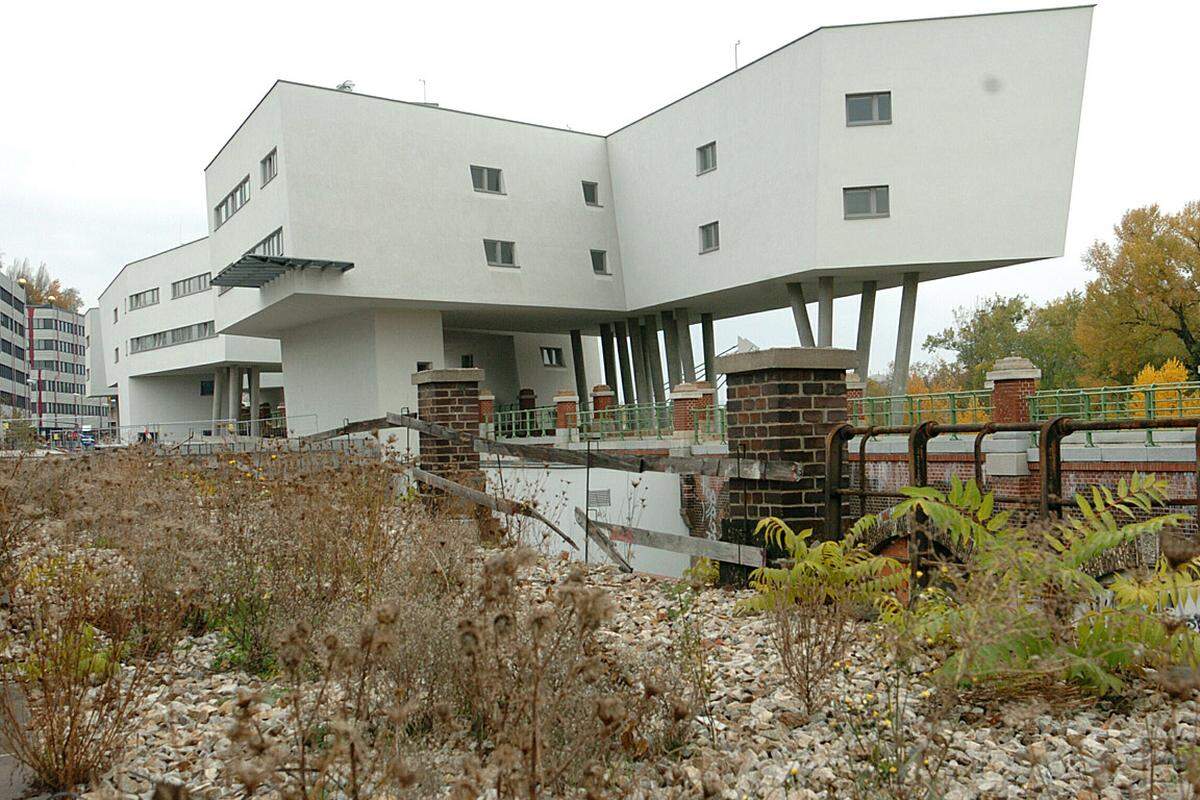 Das sogenannte Zaha-Hadid-Haus an der Spittelauer Lände in Wien gilt als einer ihrer weniger gelungenen Projekte.