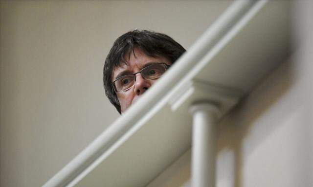 Die Entscheidung darüber, ob der Separatistenführer Carles Puigdemont in Auslieferungshaft genommen wird, fällt voraussichtlich am Montag