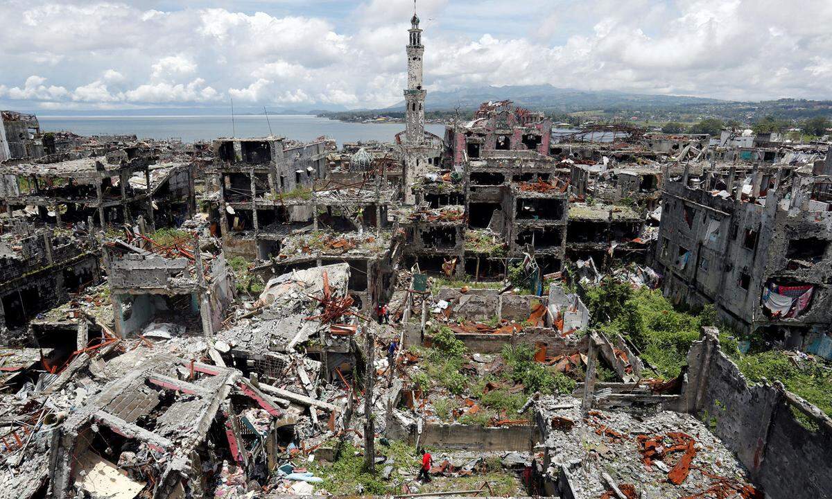 Es ist eine schmerzhafte Rückkehr in eine vollkommen zerstörte Stadt. Der Kampf gegen die Jihadistenmiliz IS in der philippinischen Stadt Marawi hinterließ ein Trümmerfeld.