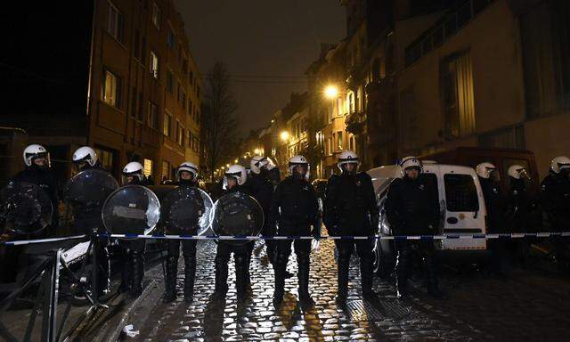  Polizeiaktion in Molenbeek, wo der seit den Paris-Anschlägen vom November gesuchte Salah Abdeslam festgenommen wurde.