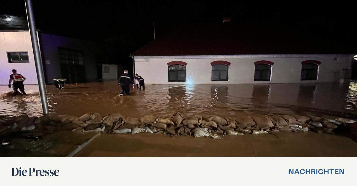 -Bis-an-die-Grenzen-ihrer-Kr-fte-Unwetter-fordern-Feuerwehr-in-Nieder-sterreich