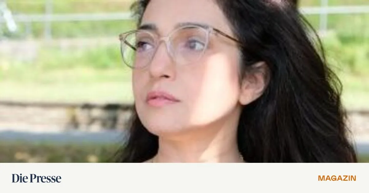 -Ich-habe-keine-Hoffnung-in-die-Metaphern-premium-