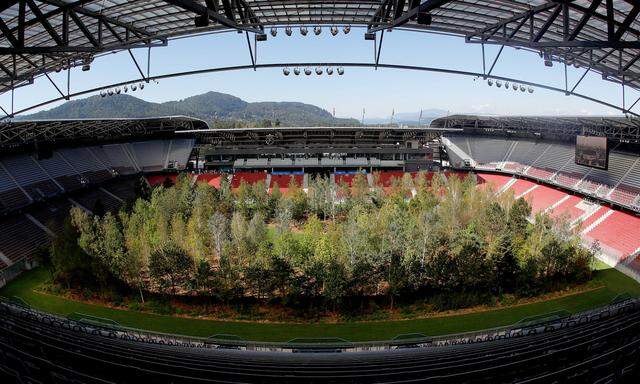 Und warum das Wörthersee-Stadion? Es wird nicht von einem internationalen Top-Fußballklub belegt. 