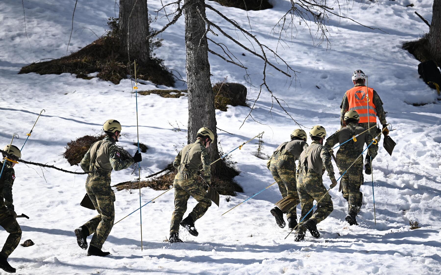 Zwei Tote bei Lawinenabgängen in Tirol und Vorarlberg
