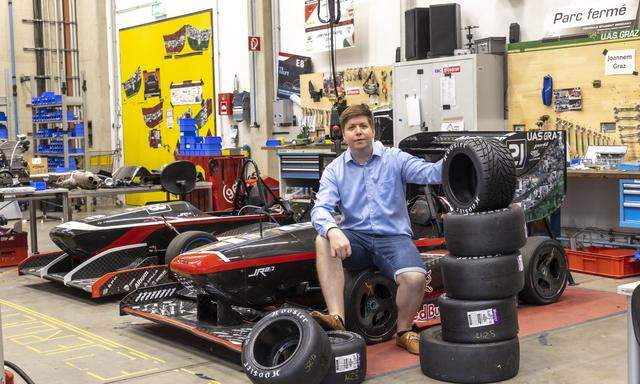 Philipp Eder beschäftigt sich nicht nur wissenschaftlich mit schnellen Autos, er hat auch schon selbst an Rennwagen mitgebaut. 