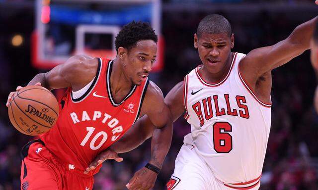 NBA: Preseason-Toronto Raptors at Chicago Bulls