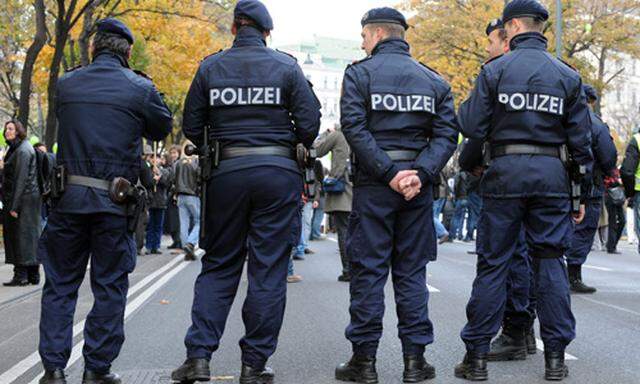 Rechnungshof Polizisten selten Strasse