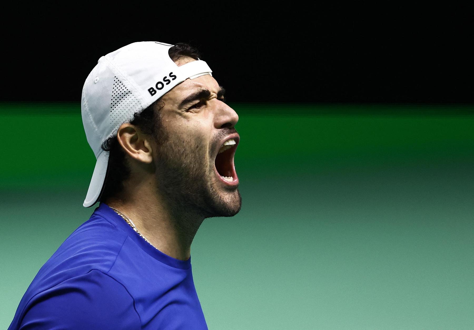 Italy reaches Davis Cup semifinals