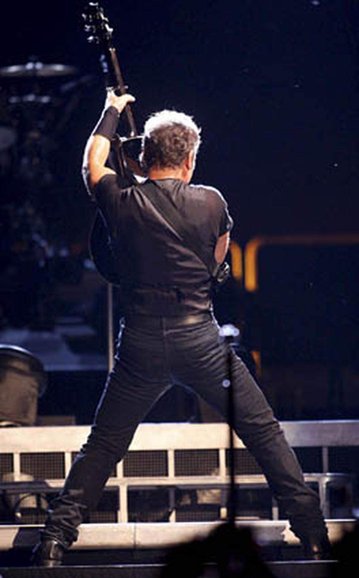 Erst nach den Terroranschlägen vom 11. September 2001 konnte Springsteen gemeinsam mit seiner Band wieder bei den Fans punkten ("The Rising"). Und die Bergfahrt scheint Bergauf zu gehen: Springsteens aktuelle Tour erweist sich in den meisten Städten als absoluter Hit.