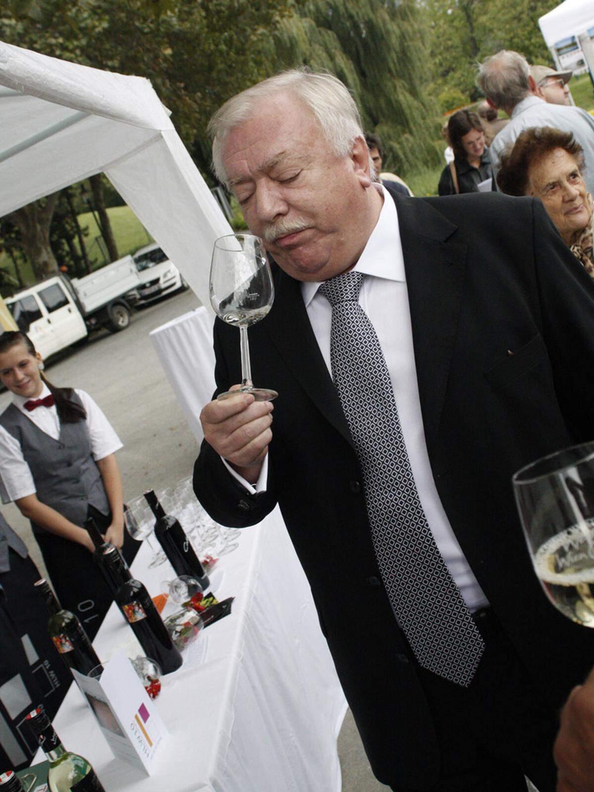 "Das Weingut Cobenzl ist unschlagbar, das weiß ich aber eh schon lang", sagt Häupl.