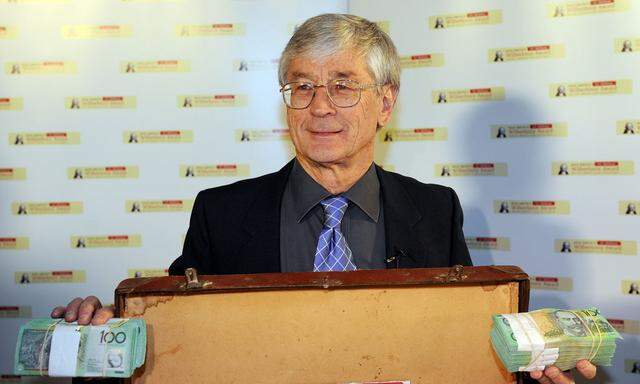 AUSTRALIA DICK SMITH WILBERFORCE AWARD