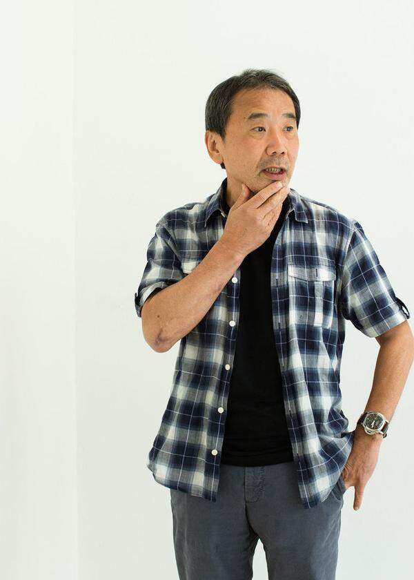 Stuck an der Decke des Realismus. Haruki Murakami, geboren 1949 in Kioto.