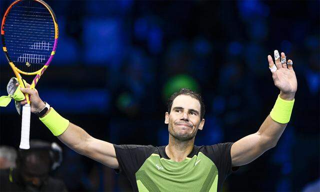 Rafael Nadal beendet das Tennisjahr mit einem Sieg.