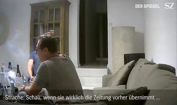 "Spiegel" und "SZ" veröffentlichen am Freitagabend des 17. Mai ein heimlich gefilmtes Video, auf dem FPÖ-Chef Strache und Klubobmann Johann Gudenus im Juli 2017 mit einer vermeintlichen russischen Investorin in Ibiza über Staatsaufträge für millionenschwere Spenden sprechen, ebenso von einer Übernahme der "Kronen-Zeitung". >>> Straches verhängnisvoller Sommerabend auf Ibiza