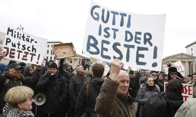 Demos Deutschland wollen Guttenberg
