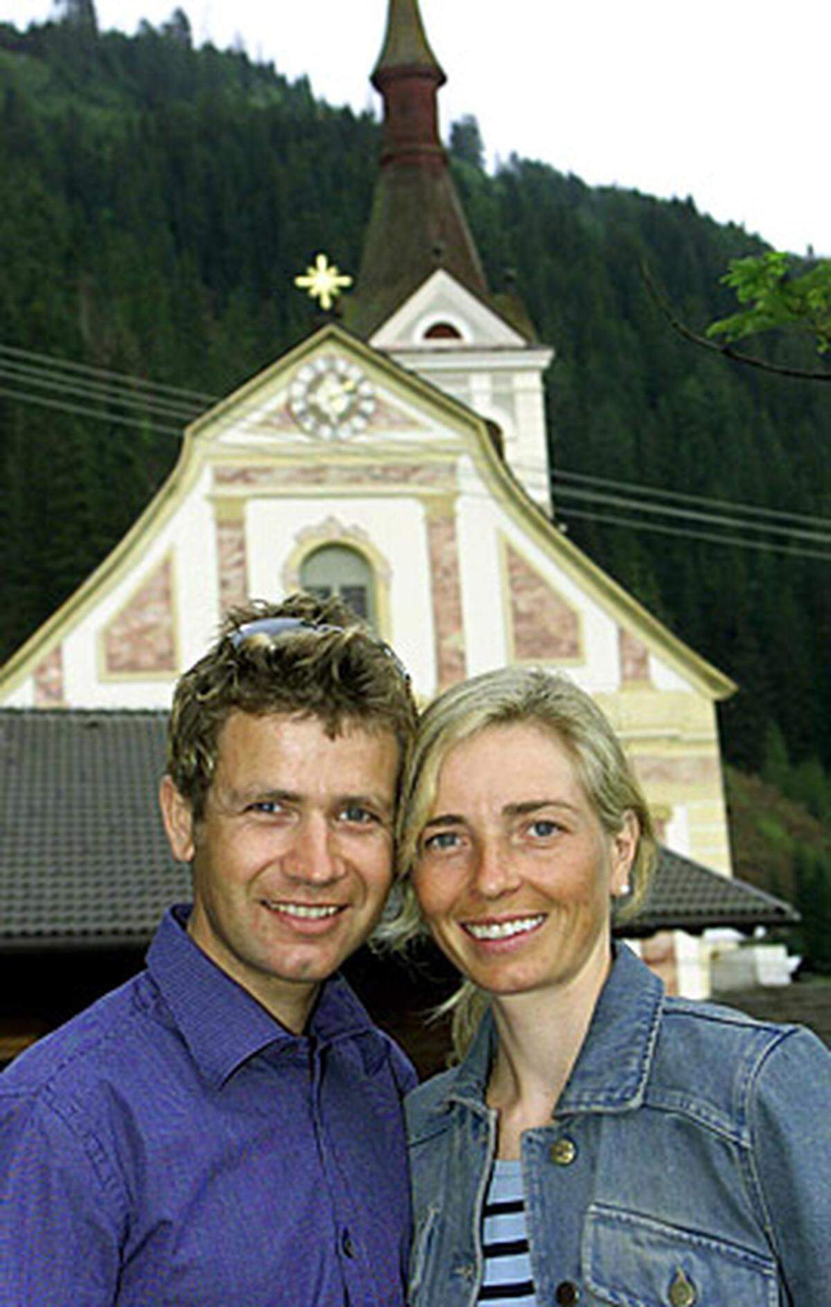 Privat ist der Norweger seit 2006 mit der Südtiroler Biathletin Nathalie Santer verheiratet, die 2008 ihre Karriere beendet.